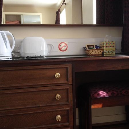 The Stables B&B @ Pear Tree Cottage Winslow Номер фото
